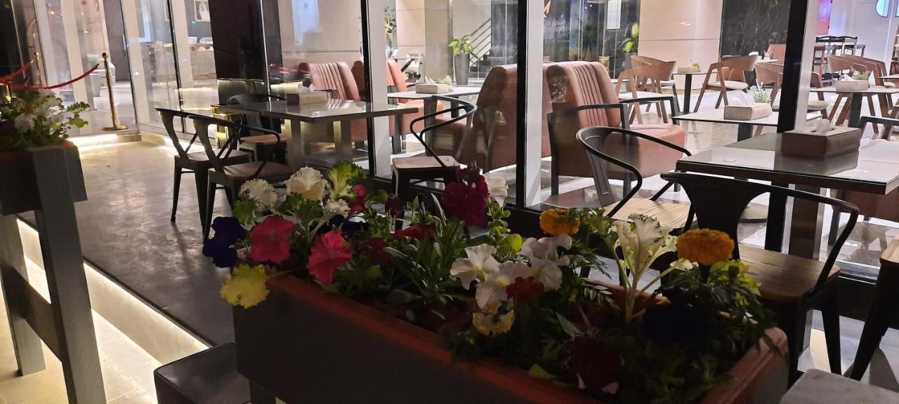 Hayat Al Riyadh Hotel エクステリア 写真