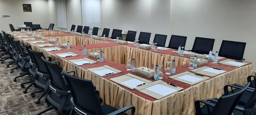 Hayat Al Riyadh Hotel エクステリア 写真